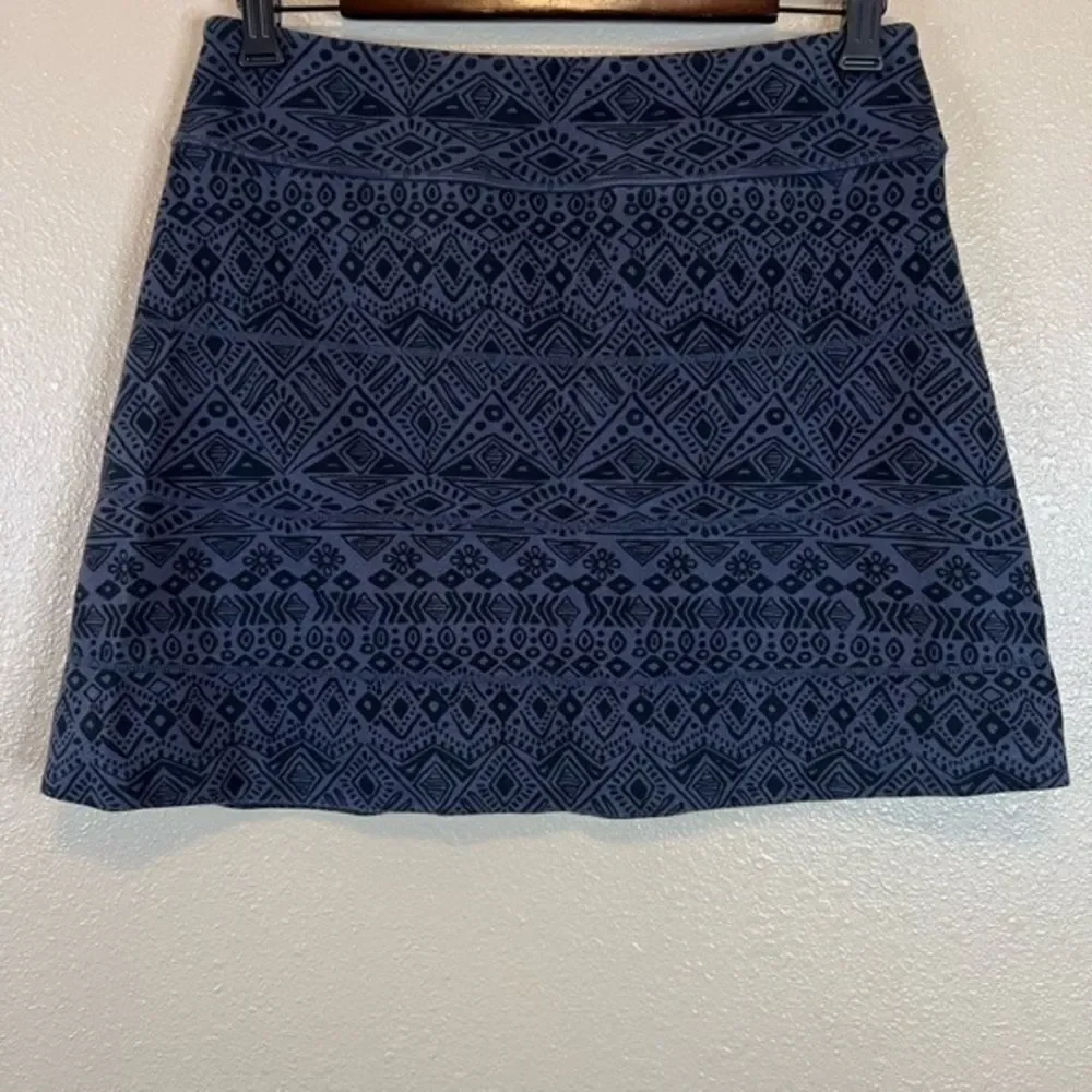 Athleta‎ Cassava Strata Tribal Printed Black/Grey Athletic Skirt small